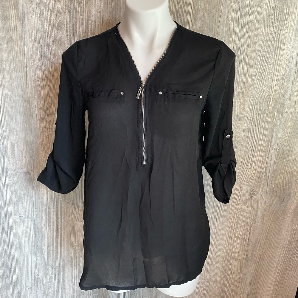 Gracie lightweight semi sheer black tunic blouse 1/4 zip size medium